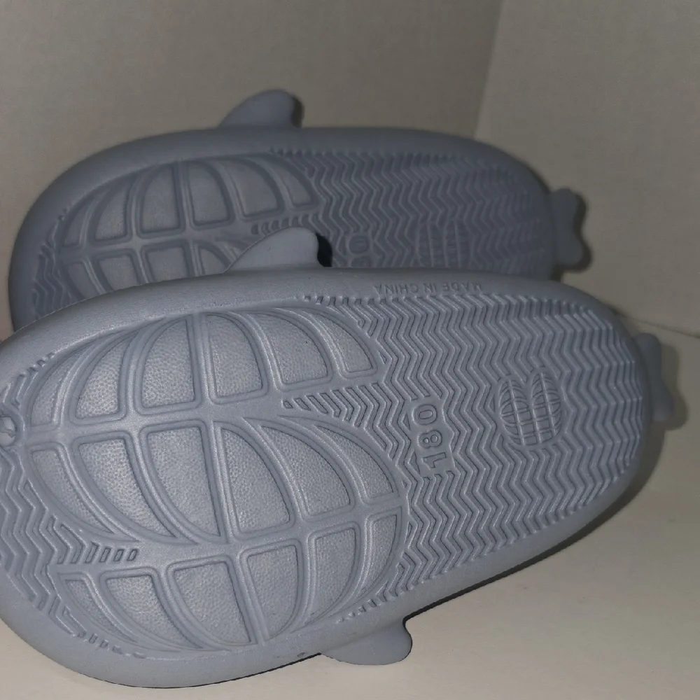 Kids Shark Design Shoes - Gray
